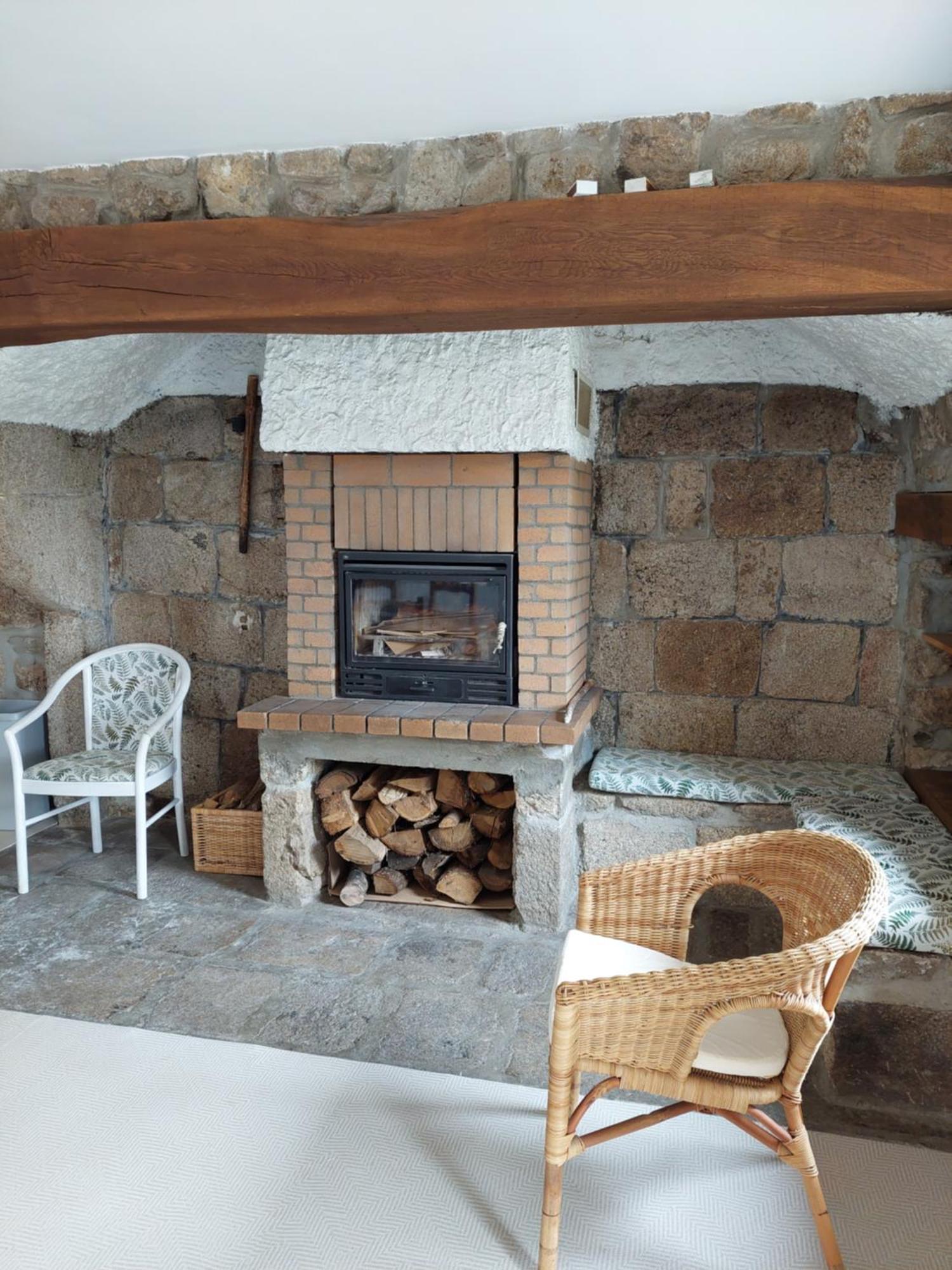 Ferme Auberge Linossier Burdignes エクステリア 写真